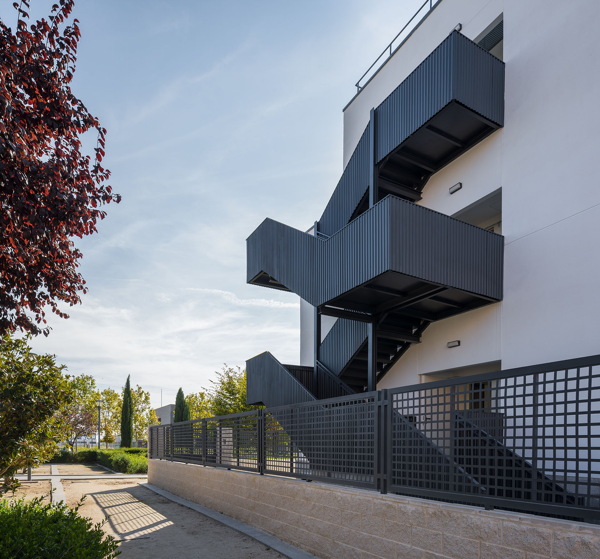 公园中的养老住宅-5