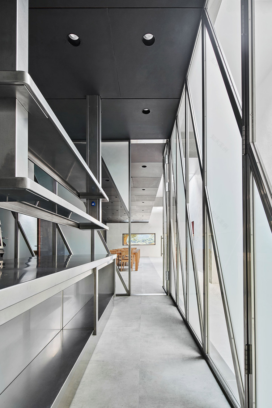 酿酒厂空中画廊 | 灵活多变的展览空间-42