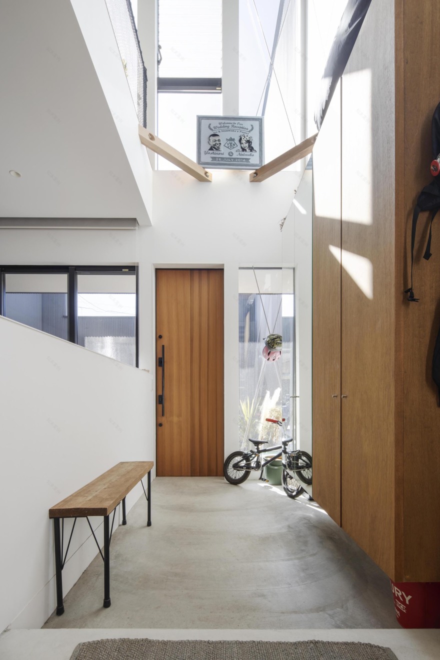 封闭外壳内的宽敞空间 别墅建筑 HouseI丨日本神奈川丨N.A.O. Naoki Kato-11