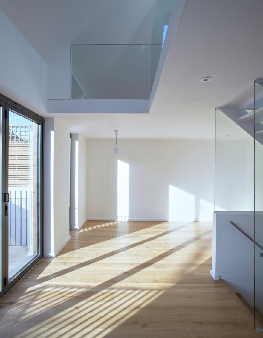 颠覆传统设计的“Amerland Road 别墅”-12