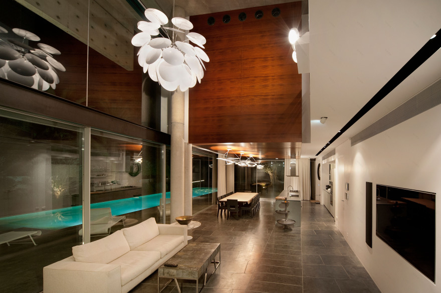 Dunsky Architects 打造的“虾屋”别墅设计,融入地中海景观-13