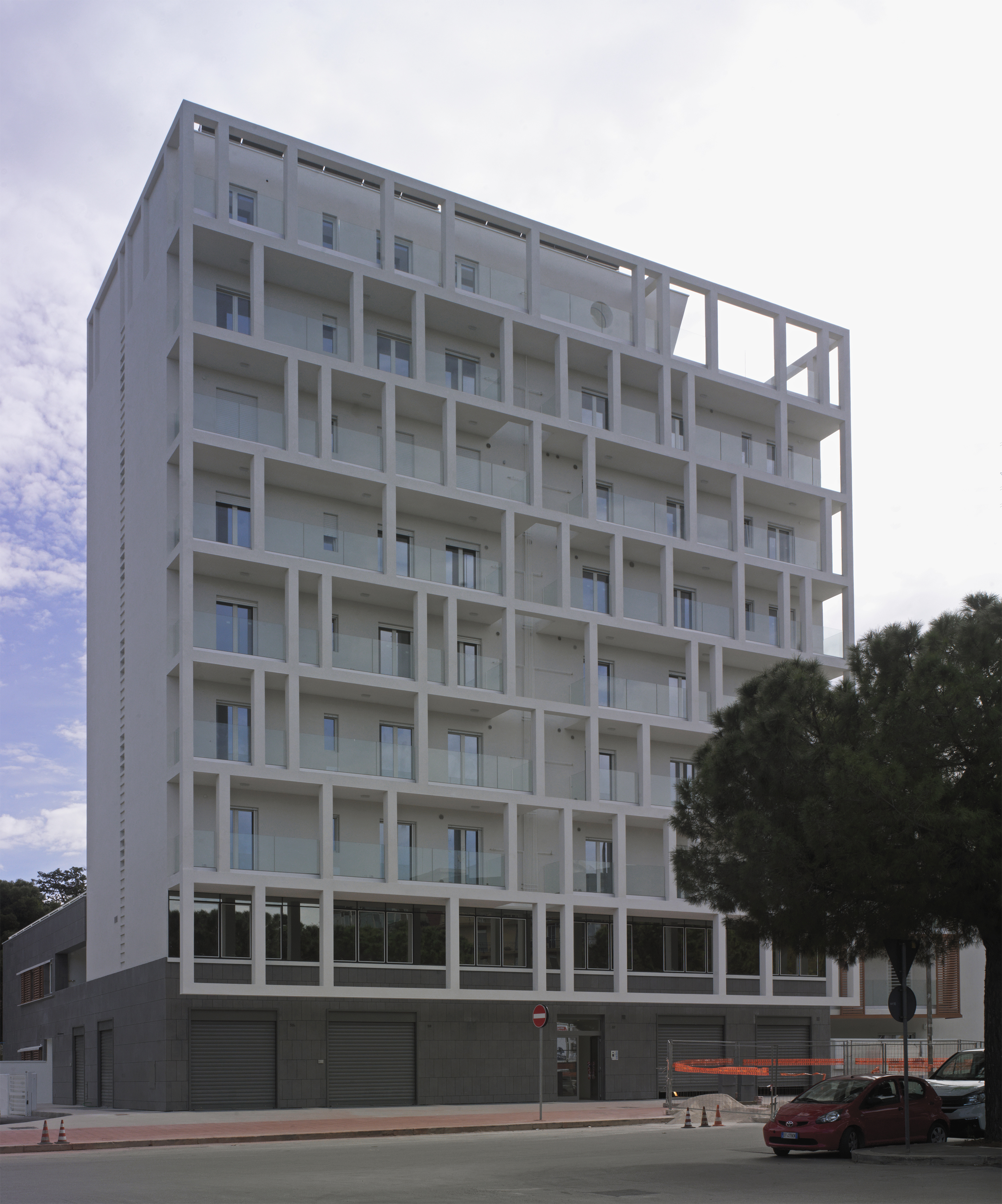 意大利巴里市别墅区改造项目——Omodeo 57 号楼-10