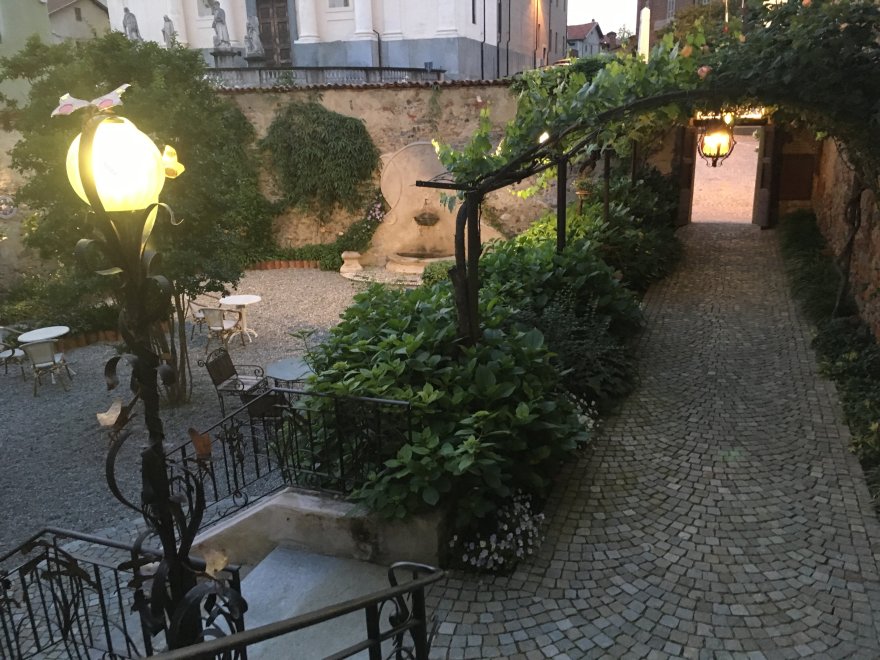 花香庭院(Le Jardin fleurì – Gusti Liberty)-33