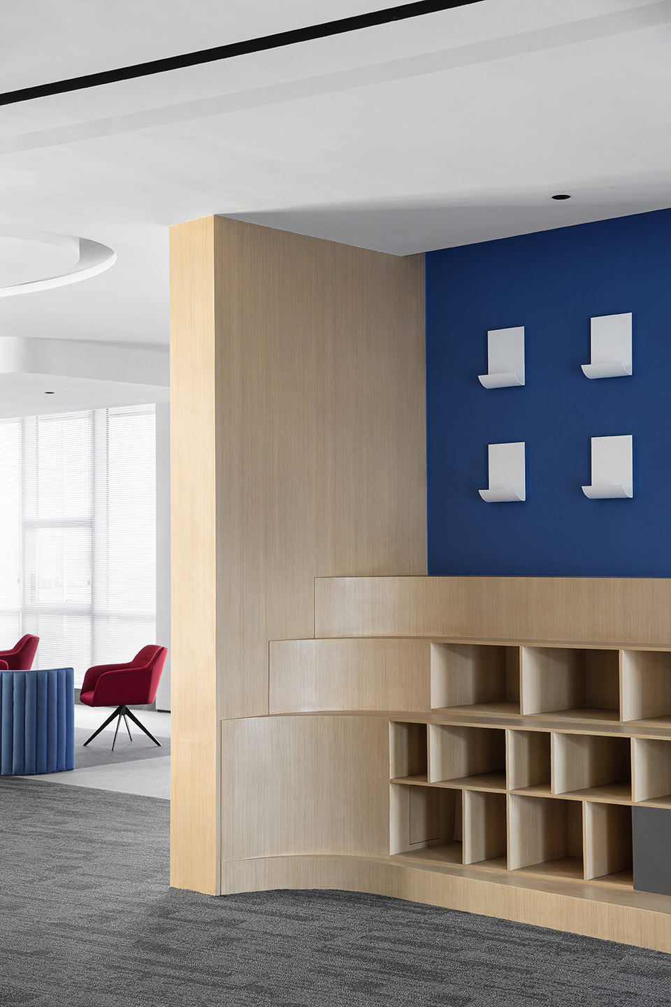智见未来办公空间，长沙/以颜色搭配与体块变化为表现气质的设计手段-10