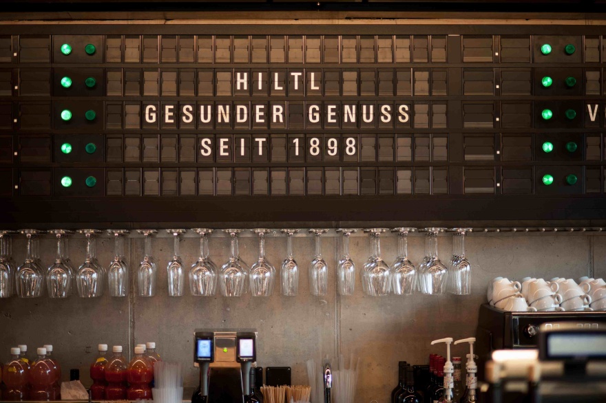 瑞士 Sihlpost Hiltl 餐厅设计-7