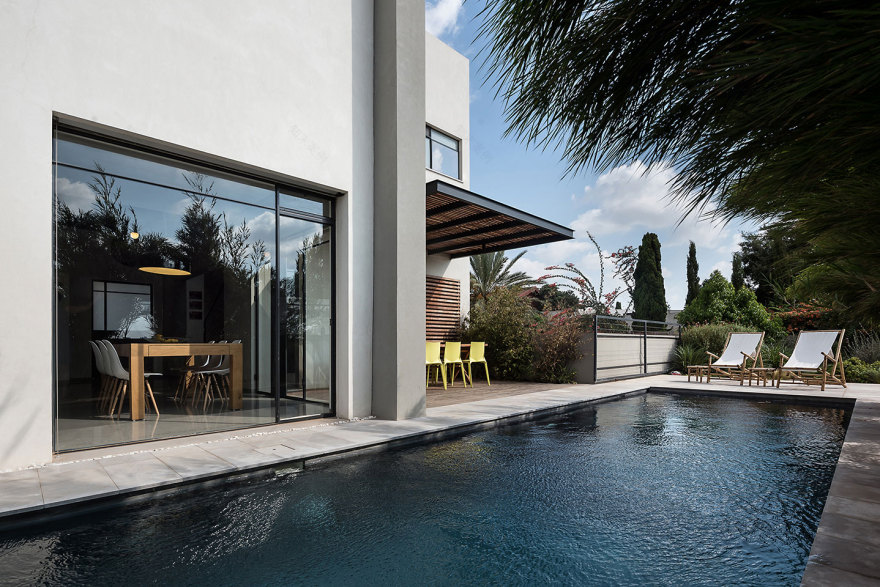 特拉维夫双家庭别墅 | 铝制框架与自然光的巧妙融合-33