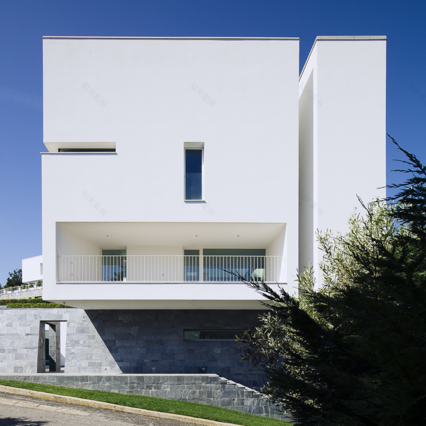 意大利 Sila 山区的生态住宅设计-1