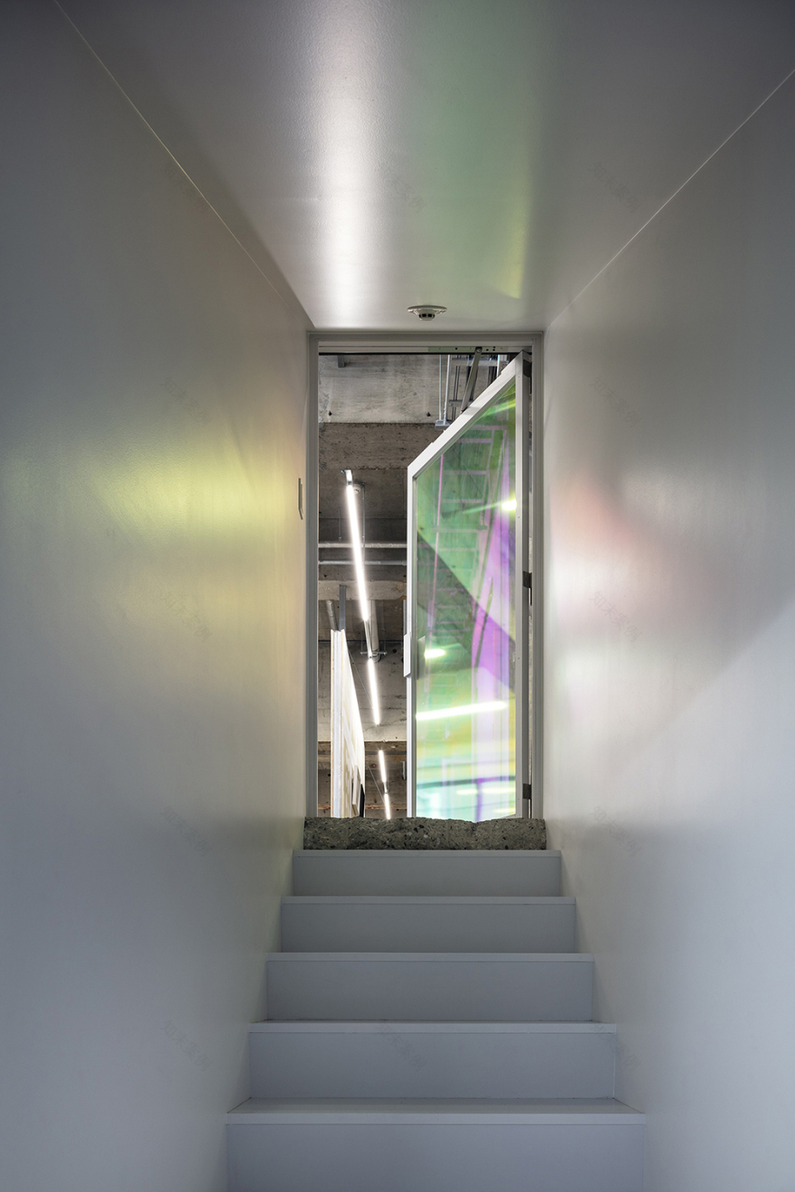 东京槲寄生孵化办公室-12