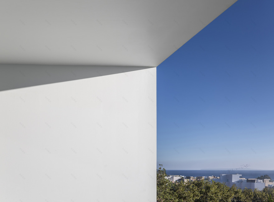 地中海风情别墅设计,融入自然与空间的无限延展-45