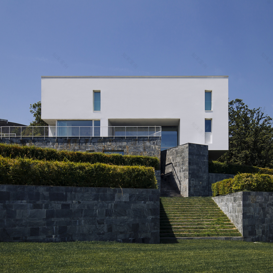 意大利 Sila 山区的生态住宅设计-28