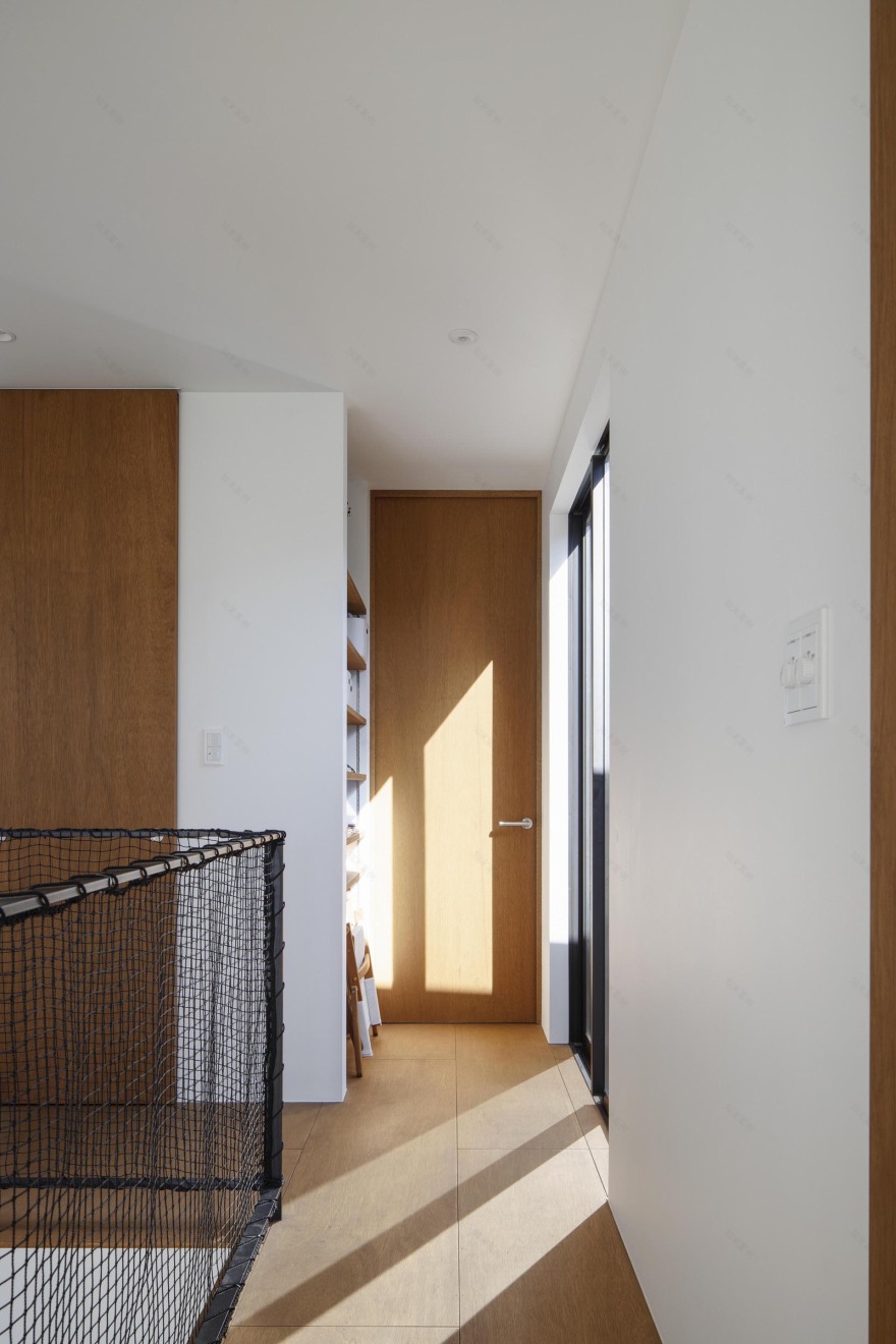 封闭外壳内的宽敞空间 别墅建筑 HouseI丨日本神奈川丨N.A.O. Naoki Kato-23