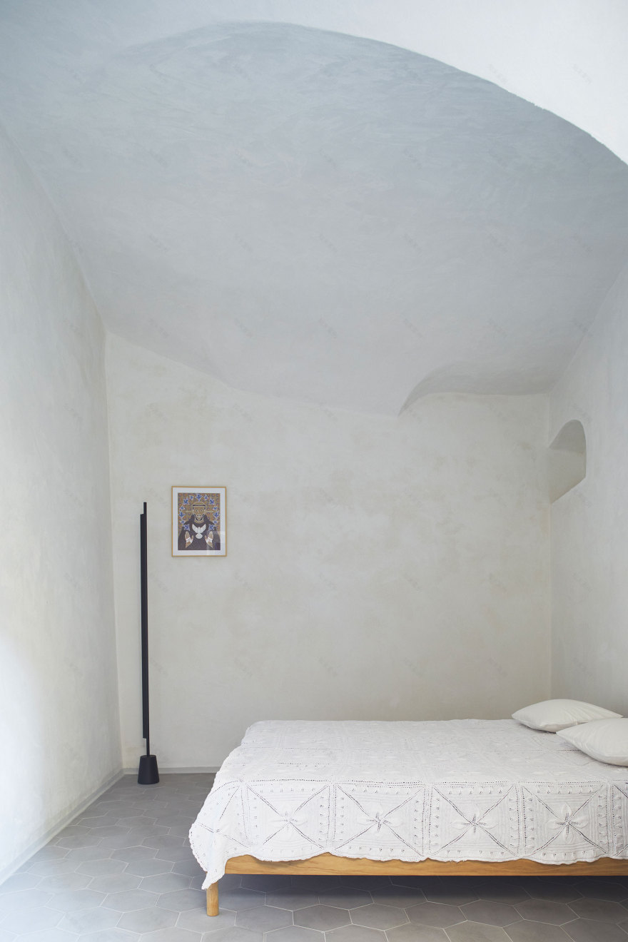 精简空间,原始之美——Brambilla Orsoni Associati 的 Casa Alda 别墅设计-17