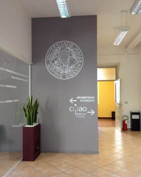 UniMC_INFO POINT/RADIO/SEGRETERIA