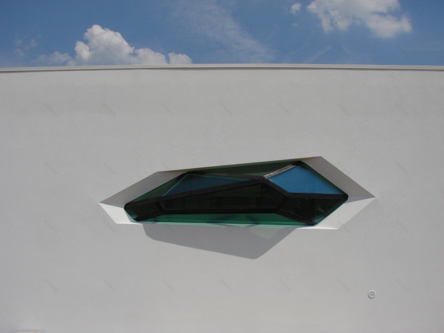 融入自然的钻石之家-9