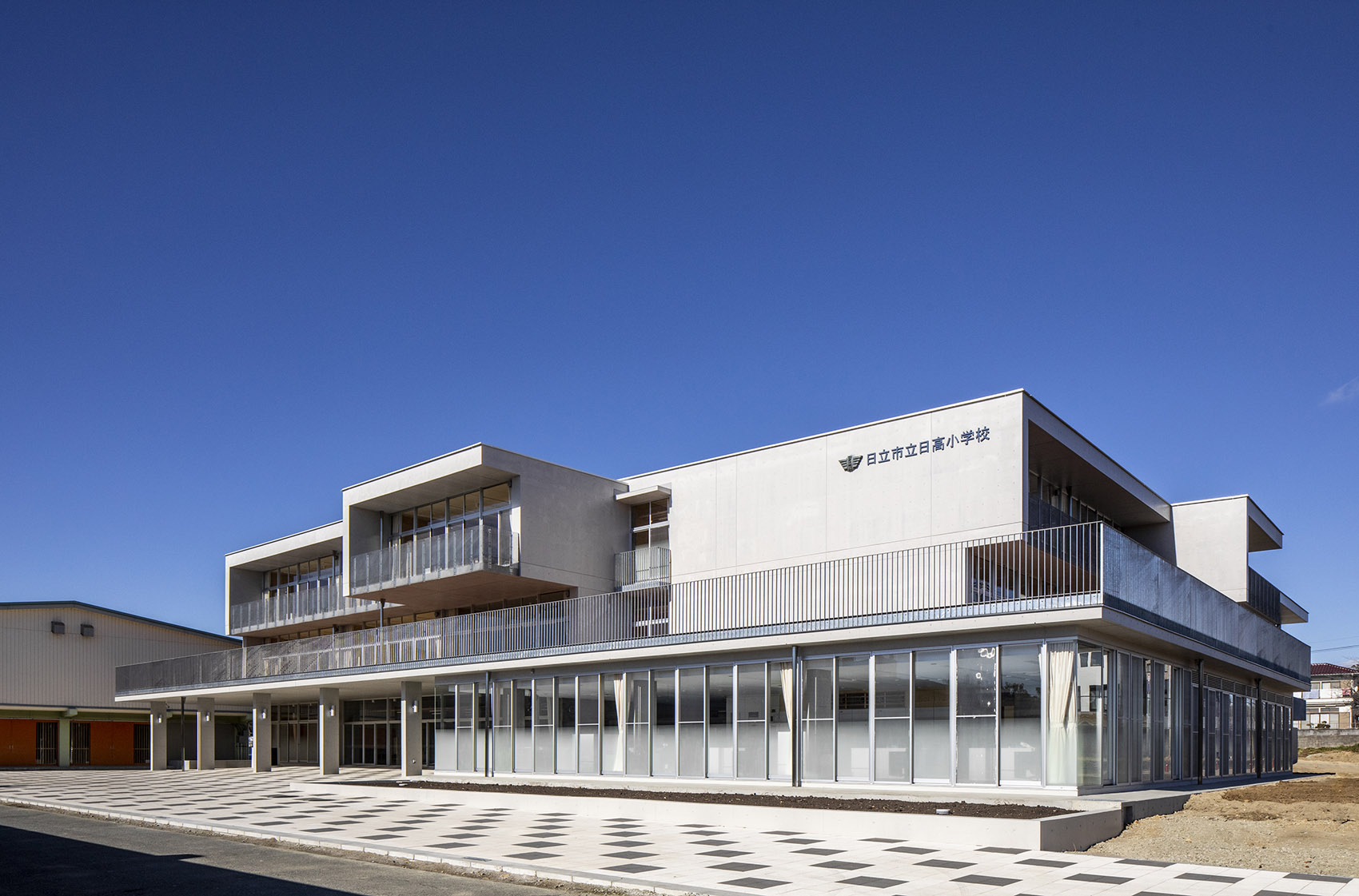 日立市立日高小学丨日本丨三上建築事務所-9