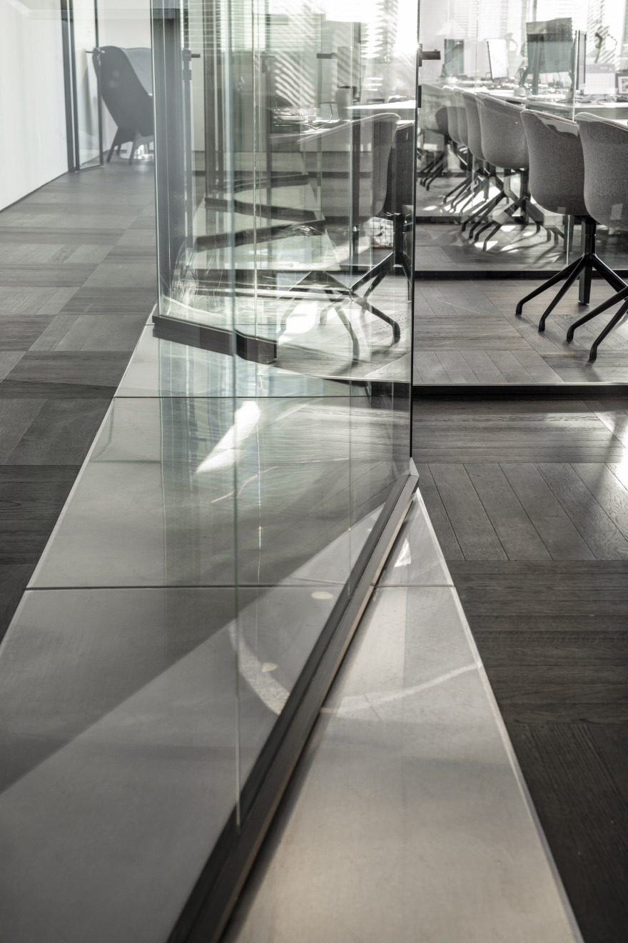 折纸般的办公室设计,颠覆传统空间体验-12