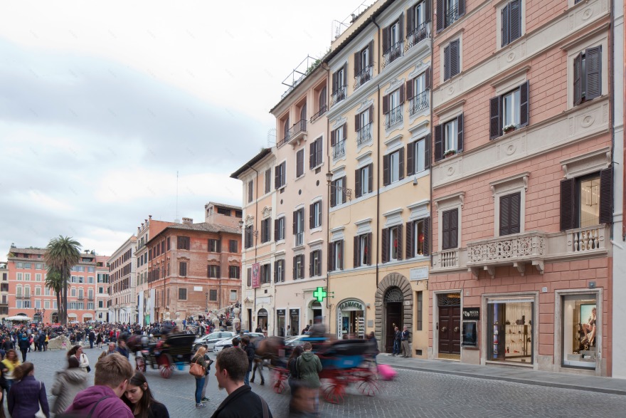 罗马旗舰店设计,传统与现代的完美融合-0