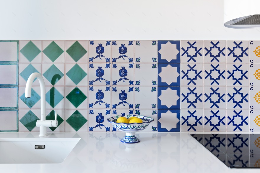 格兰纳达 80 年代厨房翻新-7