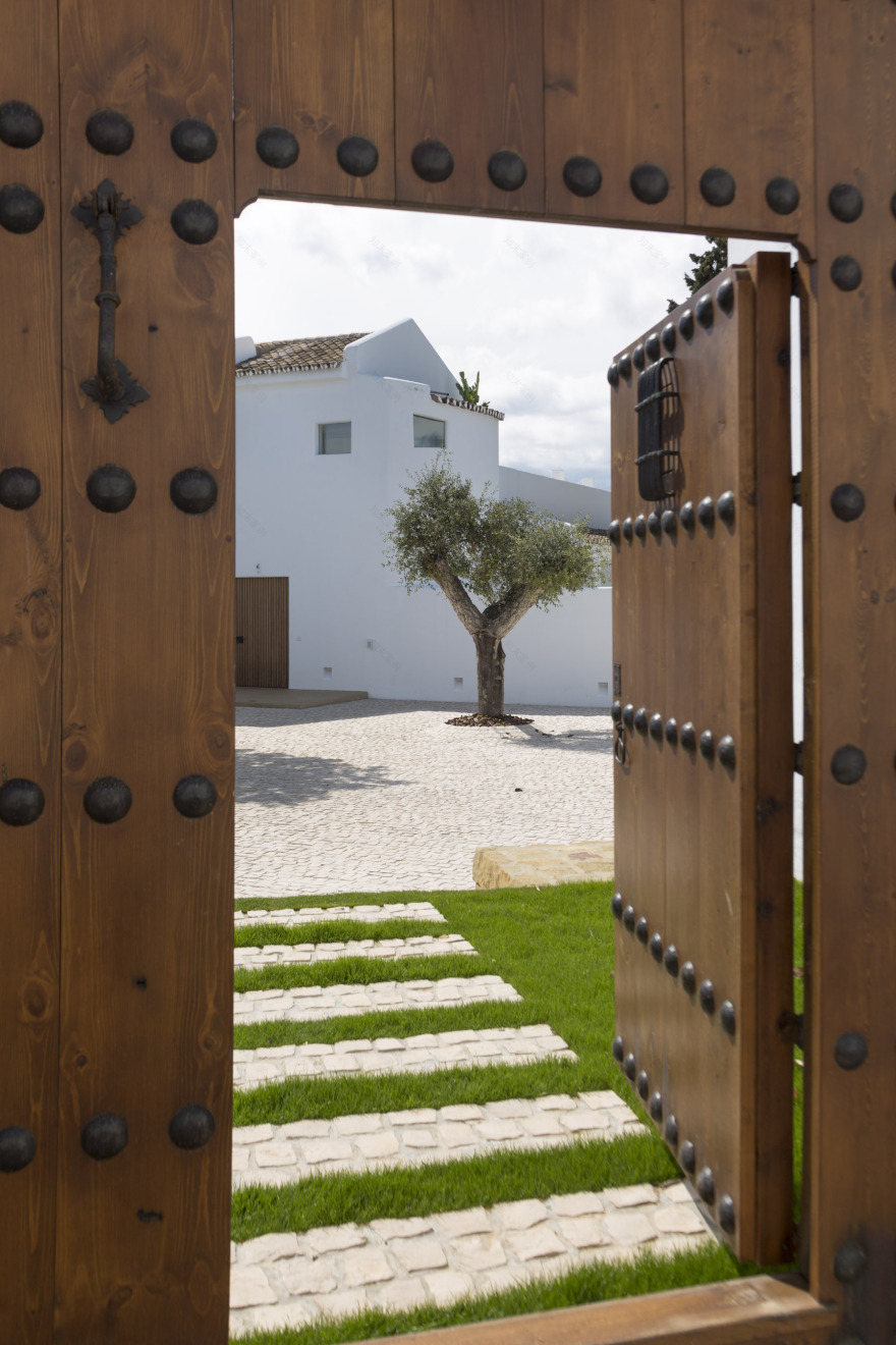 马拉喀什风情别墅改造,尽显自然之美-16