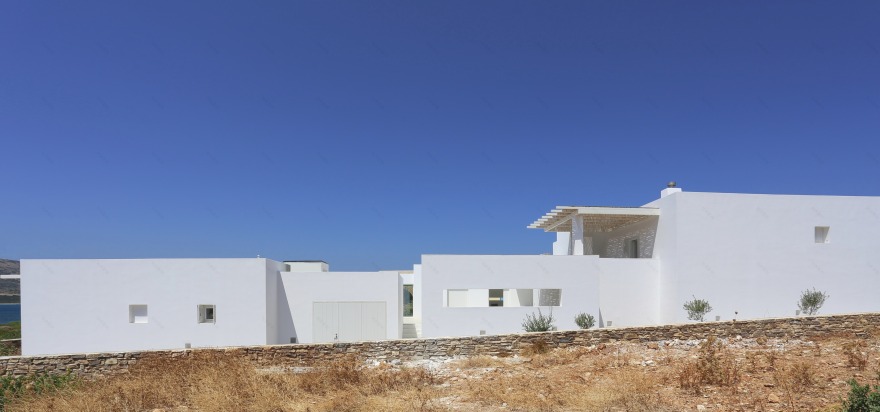 Antiparos 海边别墅 | 简约风格与自然光线完美融合-10