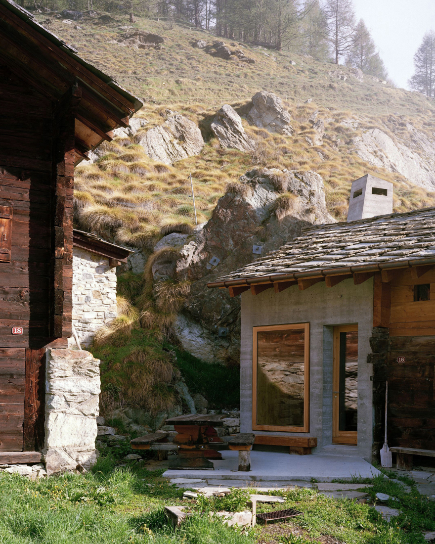 瑞士阿尔卑斯山脉 Lu Chatarme 转变-1