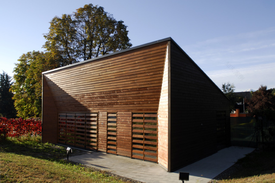 Cuneo CAI 单层建筑室内设计-0