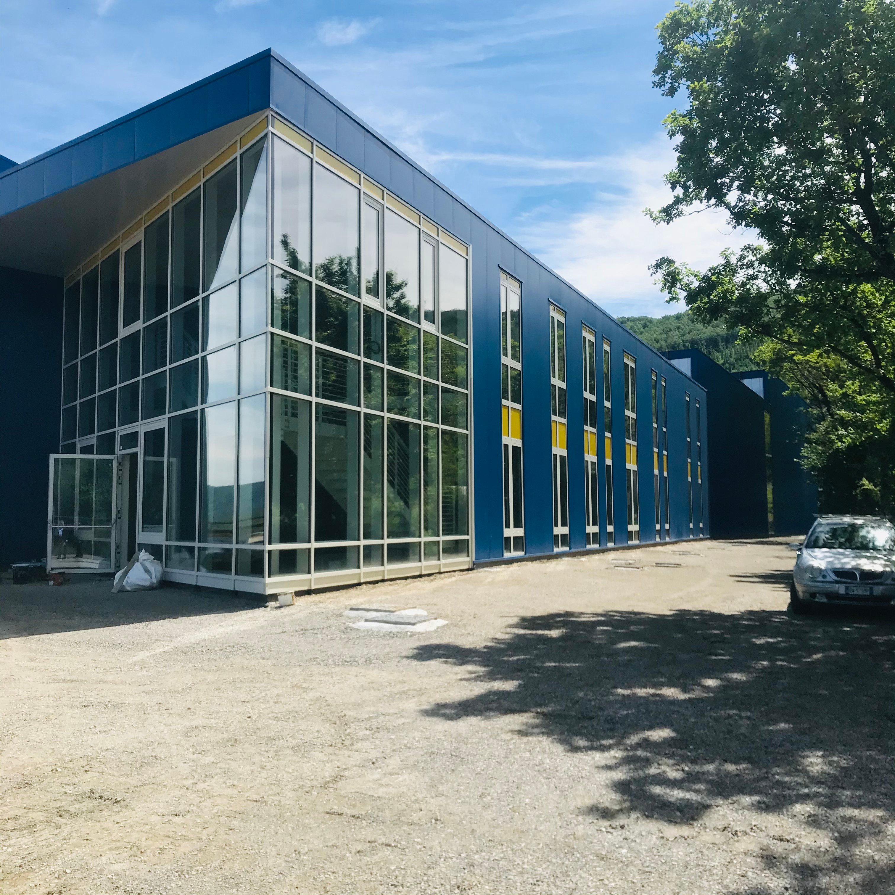 山间汽车零件工厂丨意大利-1