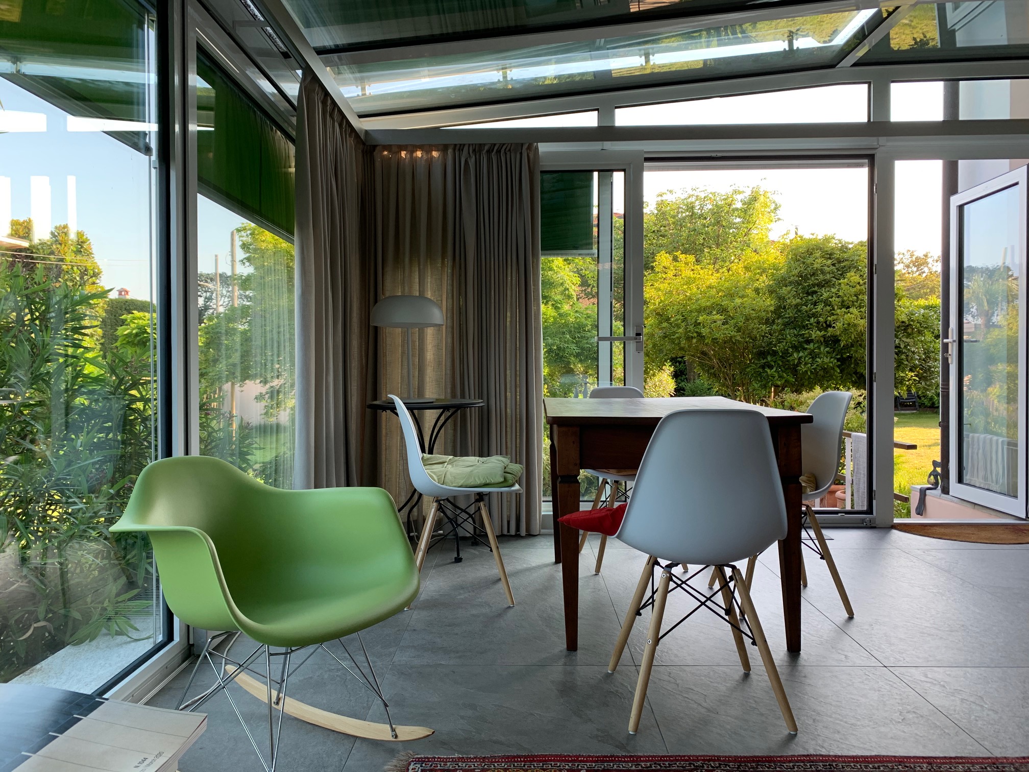 多彩阳光温室式早餐室-11