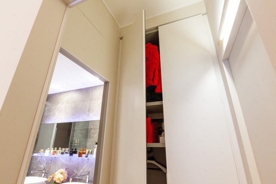 米兰中央车站公寓绿色垂直墙面设计丨意大利米兰丨CLM Design & Contract-20