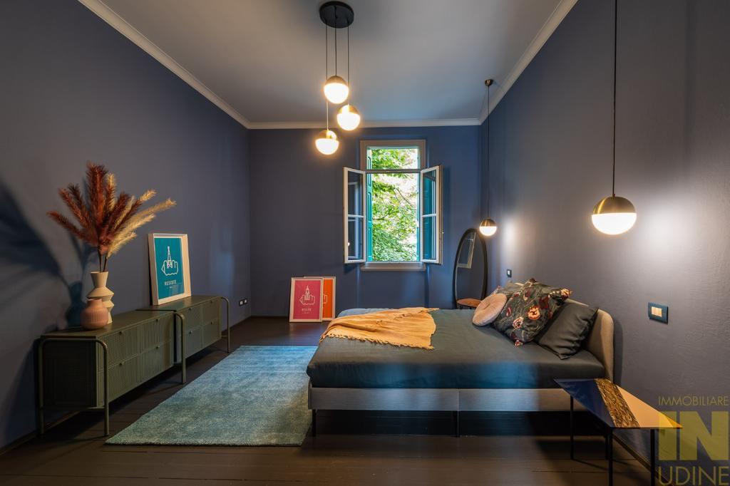 意大利乌迪内历史中心住宅改造，保守与现代的完美融合-3