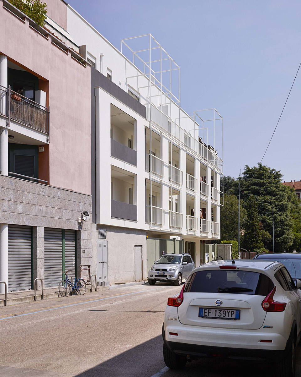 Casa Tersicore公寓楼，米兰/金属框架包围经典的米兰风格-39