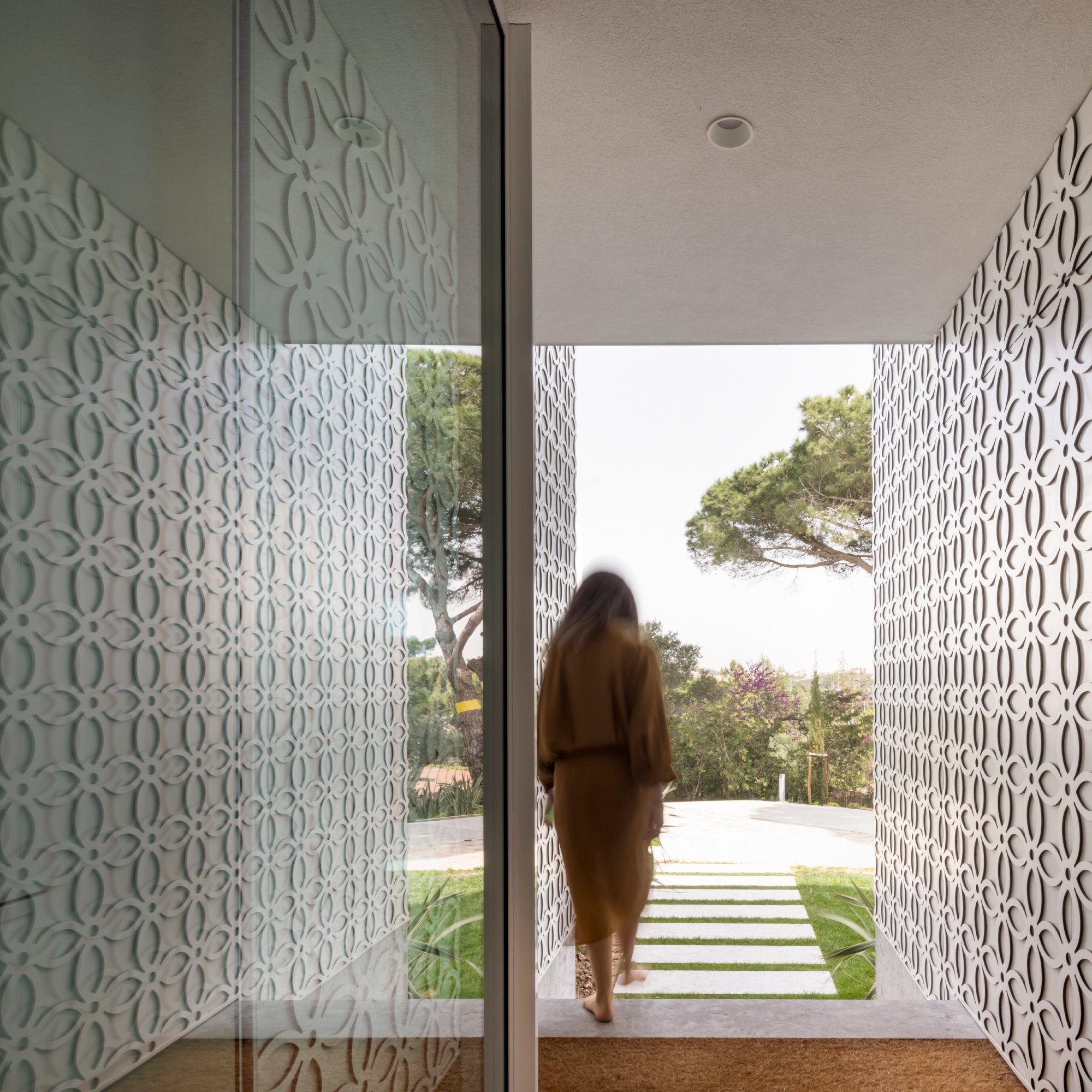 葡萄牙 Estoril RM House 现代别墅设计丨João Tiago Aguiar,arquitectos-20