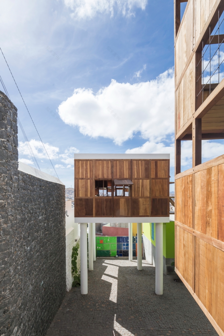 Cape Verde 岛上的生态酒店 - 融入本土元素的环保设计-28