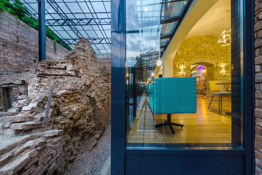 遗韵古城,品味历史的 Milk&Pink 冰淇淋酸奶咖啡厅-2