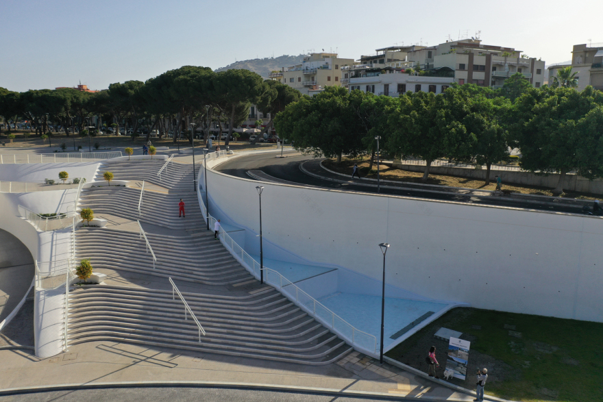 皇家滨水区丨意大利雷焦卡拉布里亚丨Zaha Hadid Architects-4