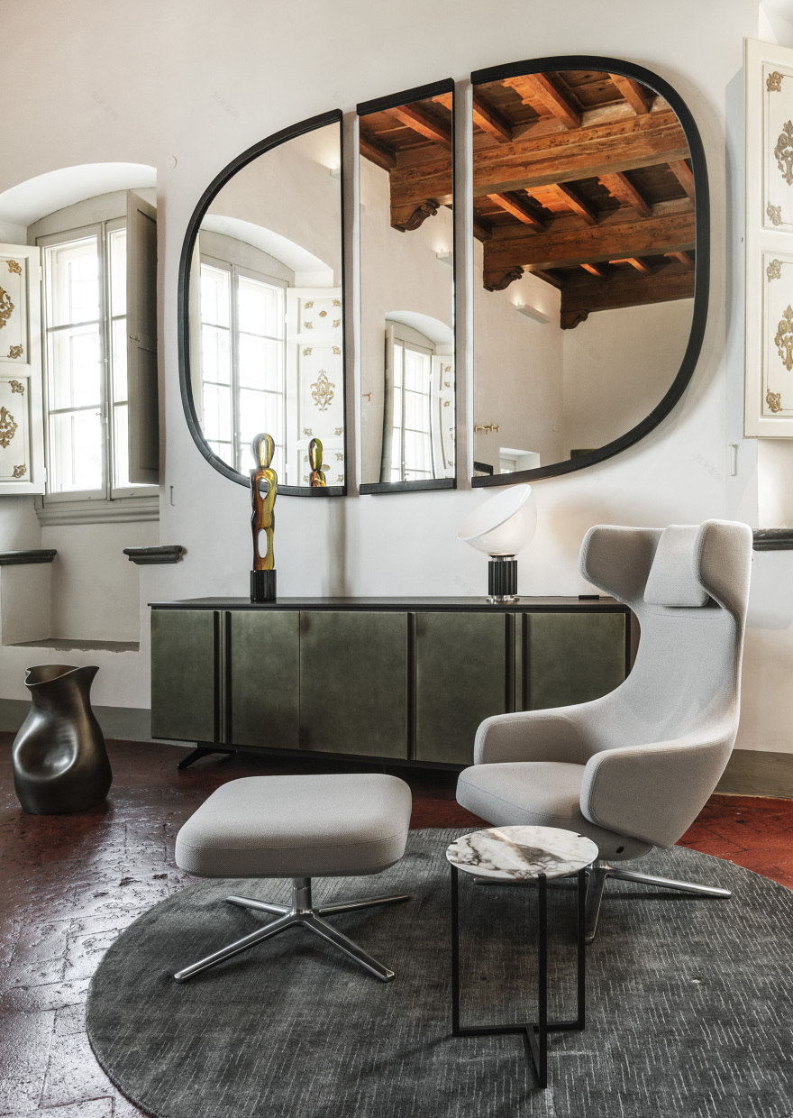 意大利佛罗伦萨山顶复式公寓设计丨Pierluigi Sammarro-11