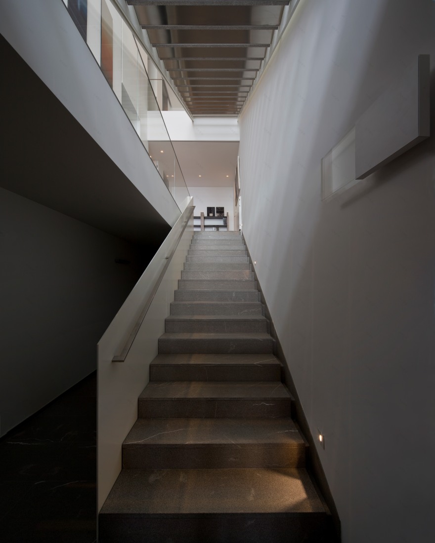 意式湖畔别墅,诠释自然与现代共生设计-41