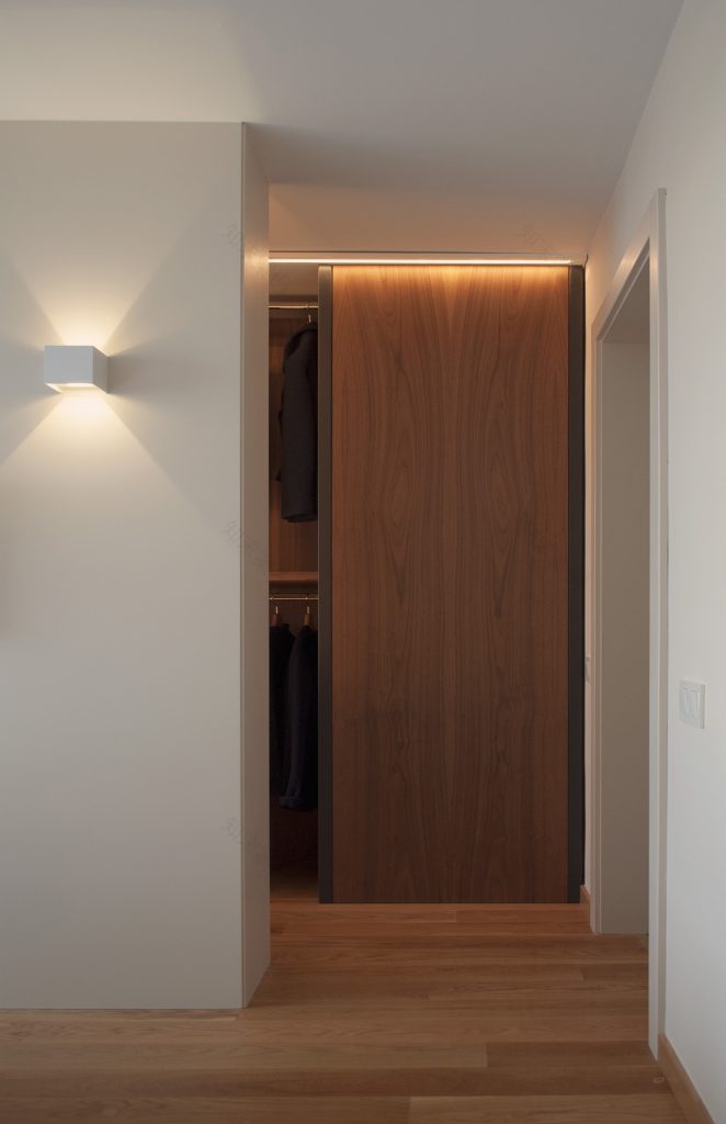 重塑 1960 年代公寓,尽享西班牙 Sitges 海湾美景-17