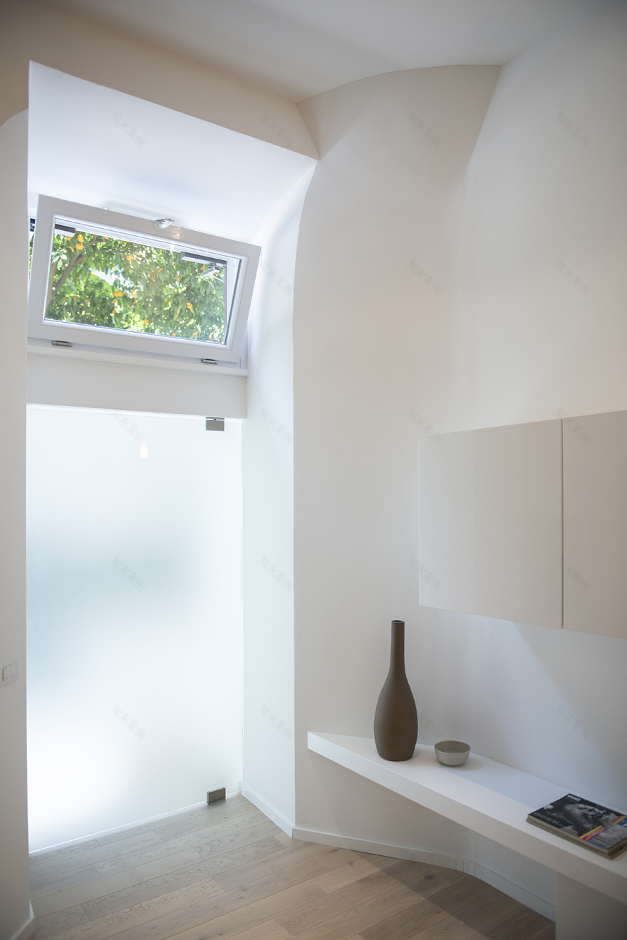 罗马历史建筑中的现代室内设计实验-8