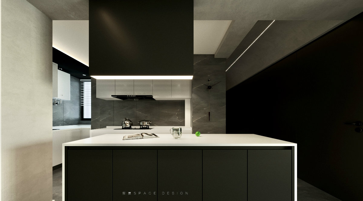 辰夏作品丨局外-7