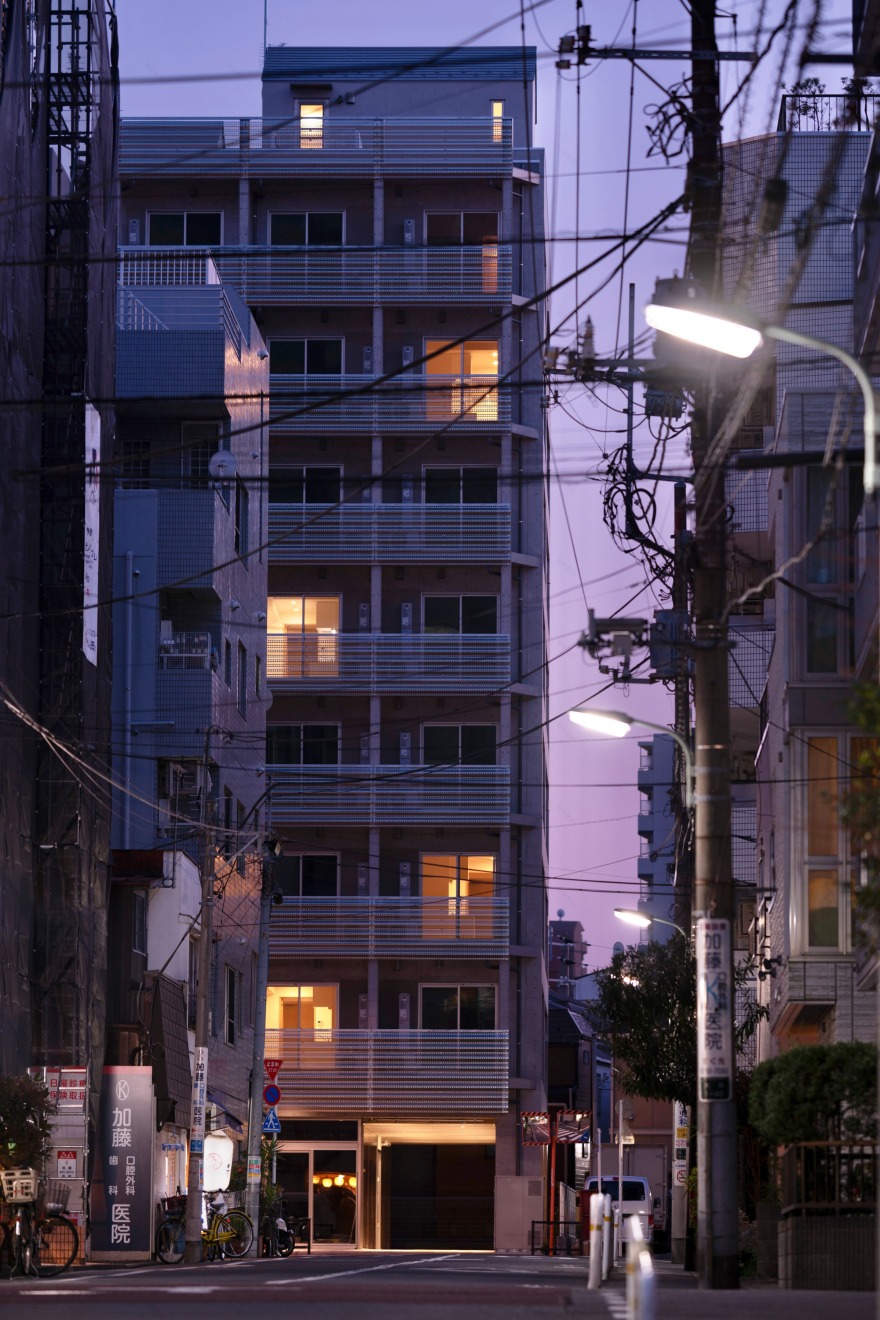 面向北的明亮公寓设计丨日本-17