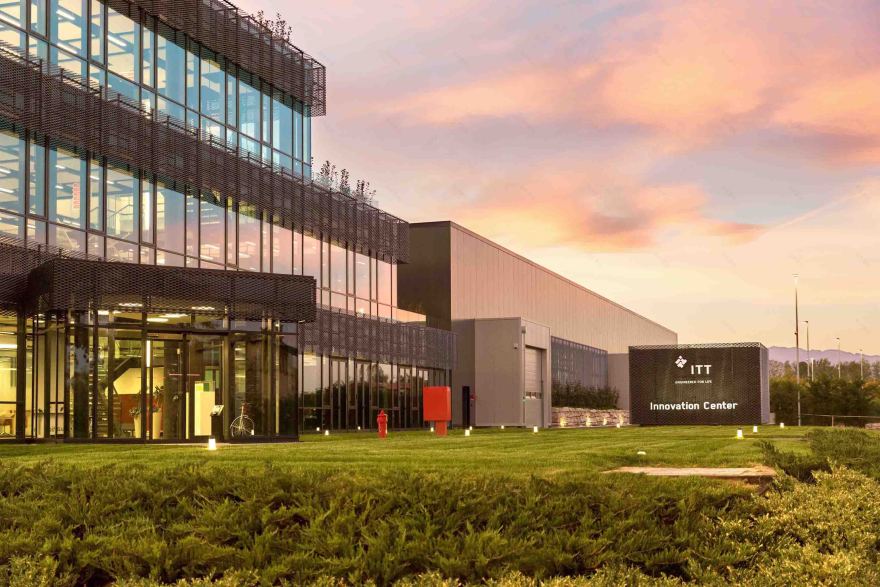 创新透明盒子·意大利 ITT 创新中心-1