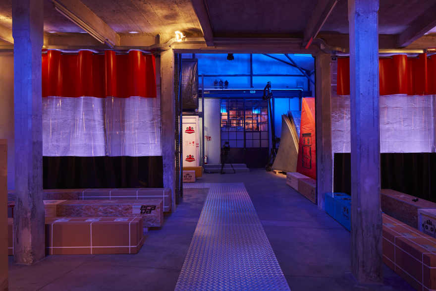 梦幻仓储 | Prada 仓库的奇幻变身-8