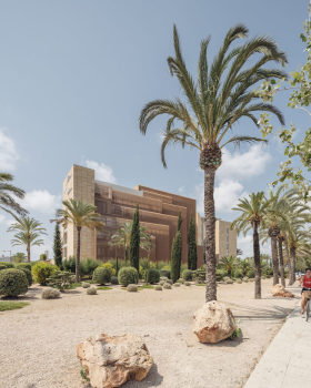Ibiza Gran Hotel 扩张与翻新 | 打造梦幻度假胜地