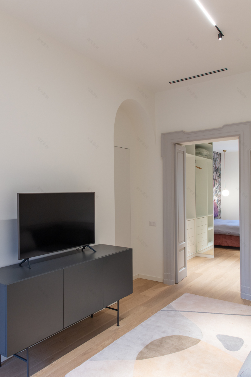 米兰中心 60 平米浪漫时尚公寓-5