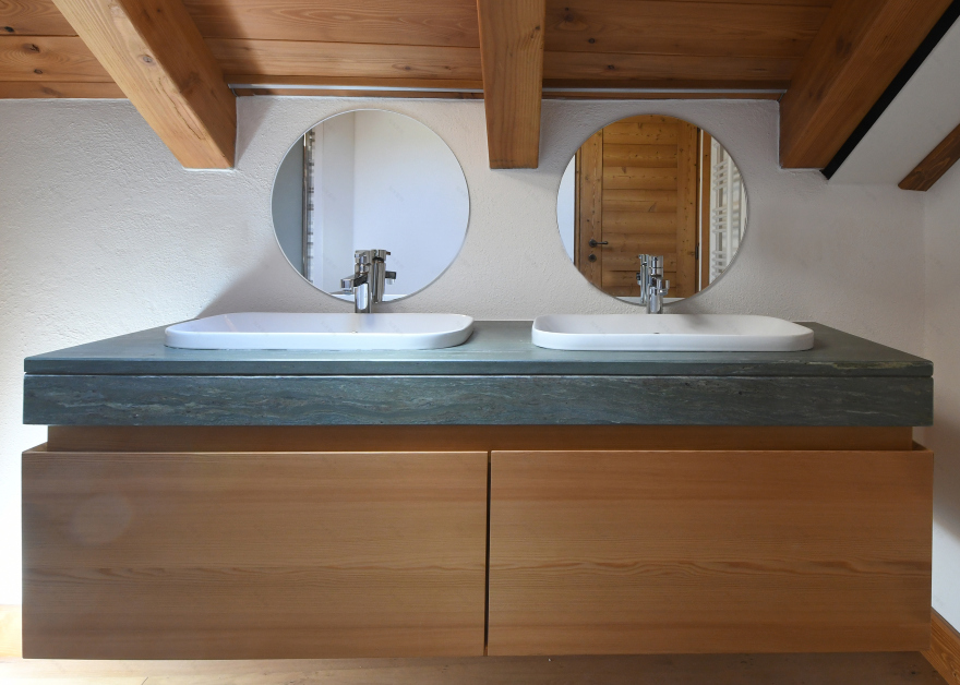 回忆满满的山区家庭住宅翻新-12