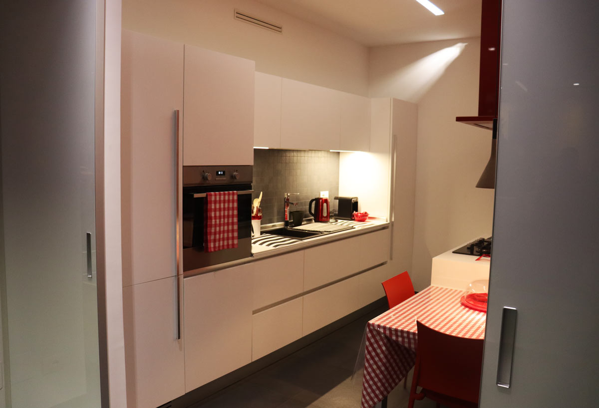 波普艺术与原色的碰撞 · Casa E 现代家居设计-11