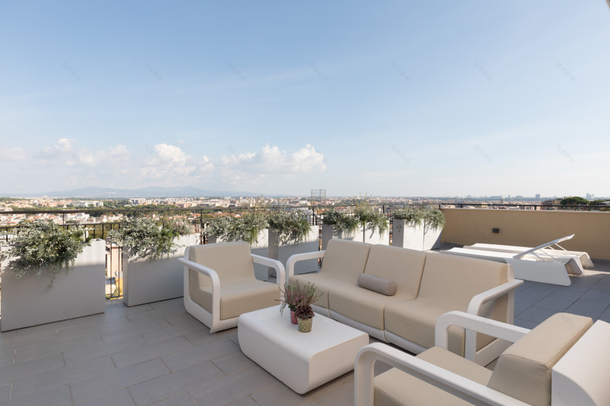 融合极简与装饰艺术的罗马公寓改造-30