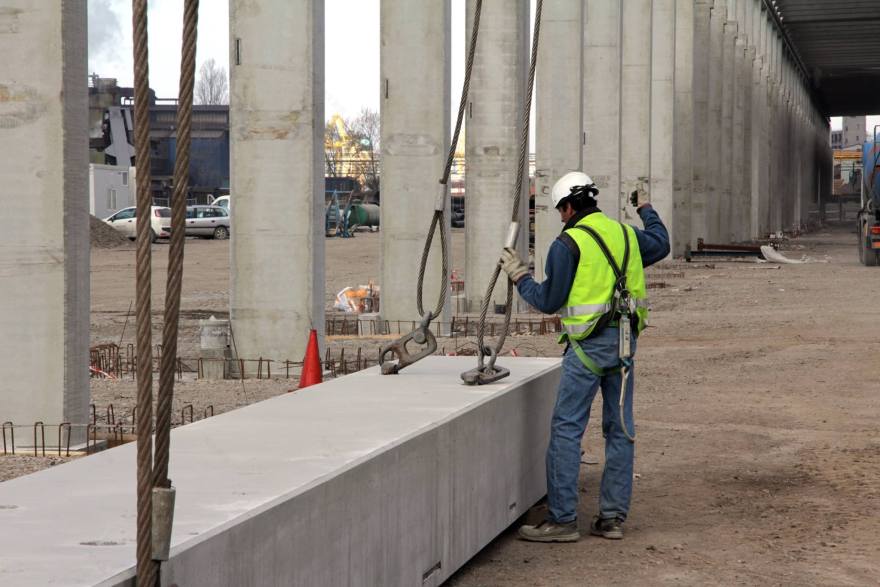 意大利钢铁工厂的现代化改造-48