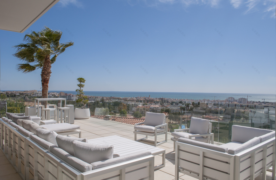 瓦尔皮内达,锡切斯的家庭住宅-12